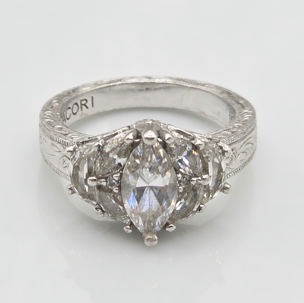 Rare Estate Designer Signed Tacori Marquis Cut Shimmering Absolute Ring - Picture 4 of 11